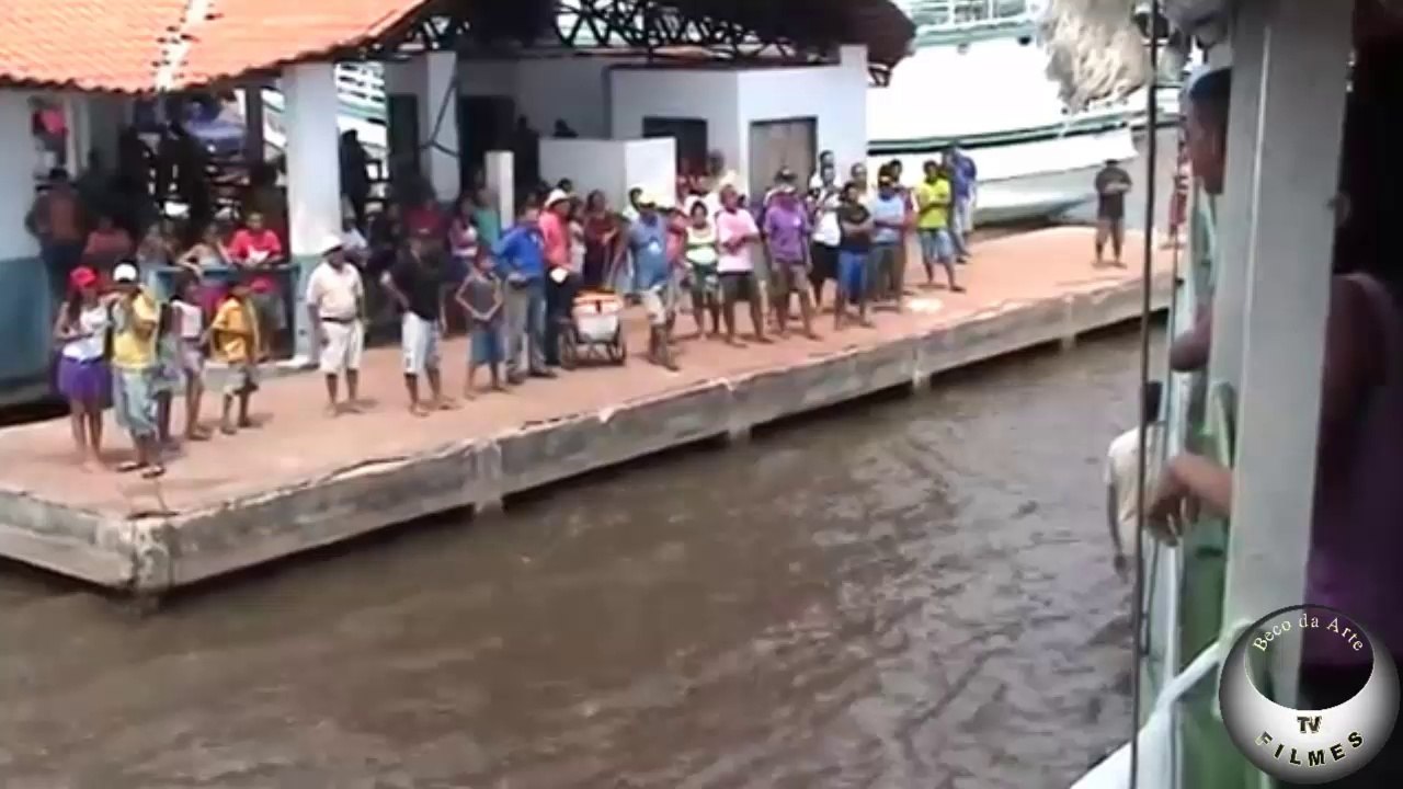 La barca by Beco da Arte