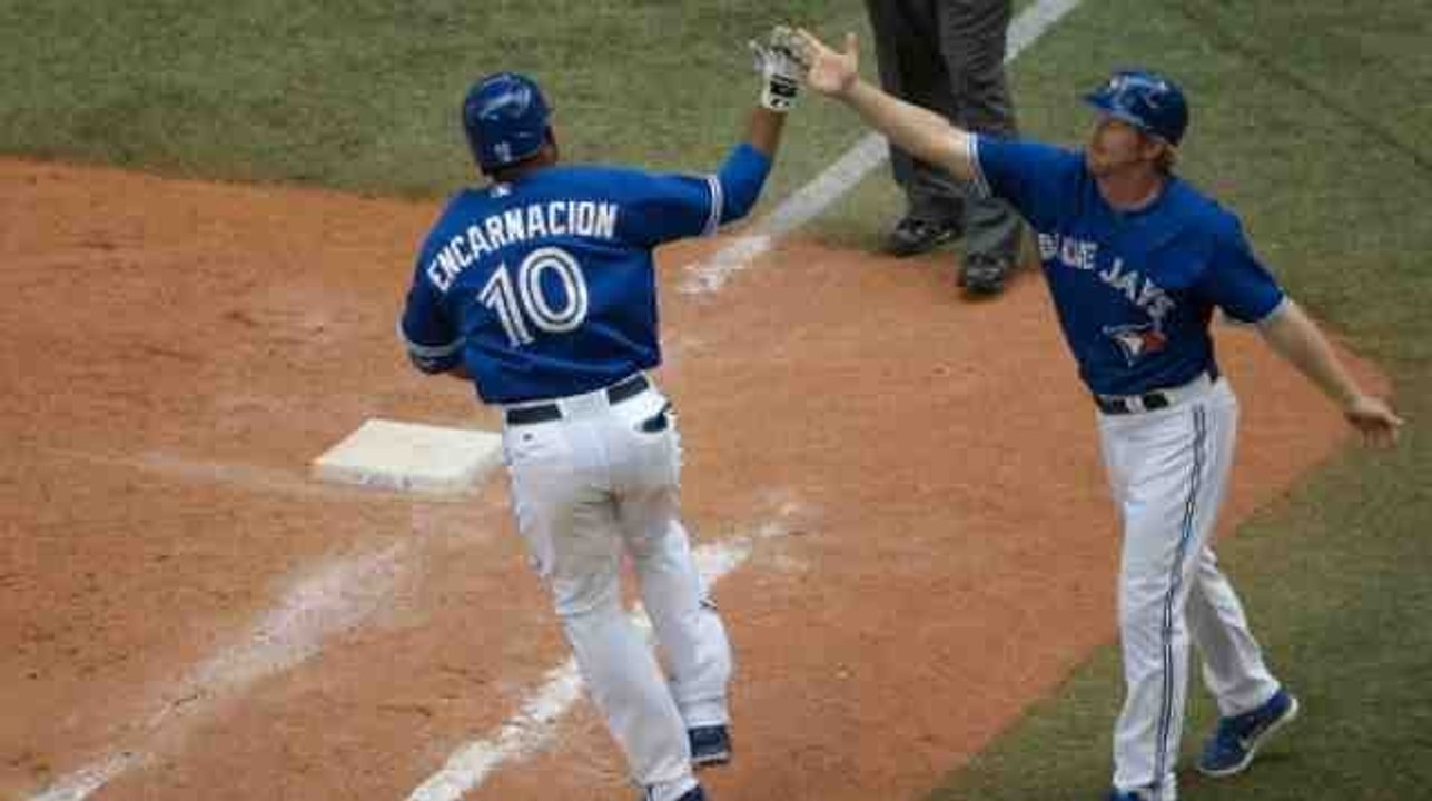 Edwin Encarnacion Hits Walk-Off Home Run