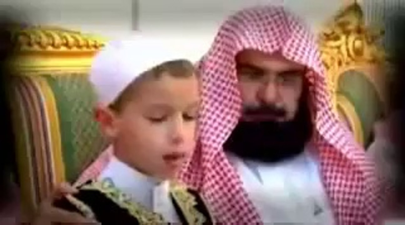 nice tilawat e Quran e Pak by little kid.