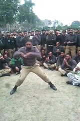 Punjab Police Ka Hairatangaiz Dance