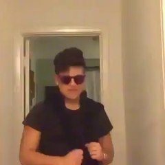 hun aram e.masti karty ho.