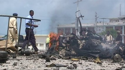 Somalie: une voiture piégée explose près du Parlement