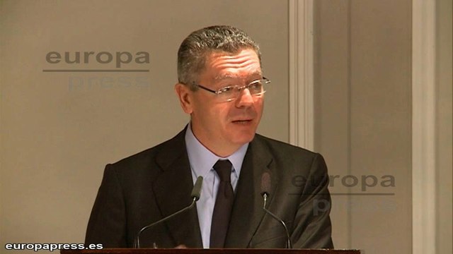 Gallardón pide respeto para jueces y fiscales