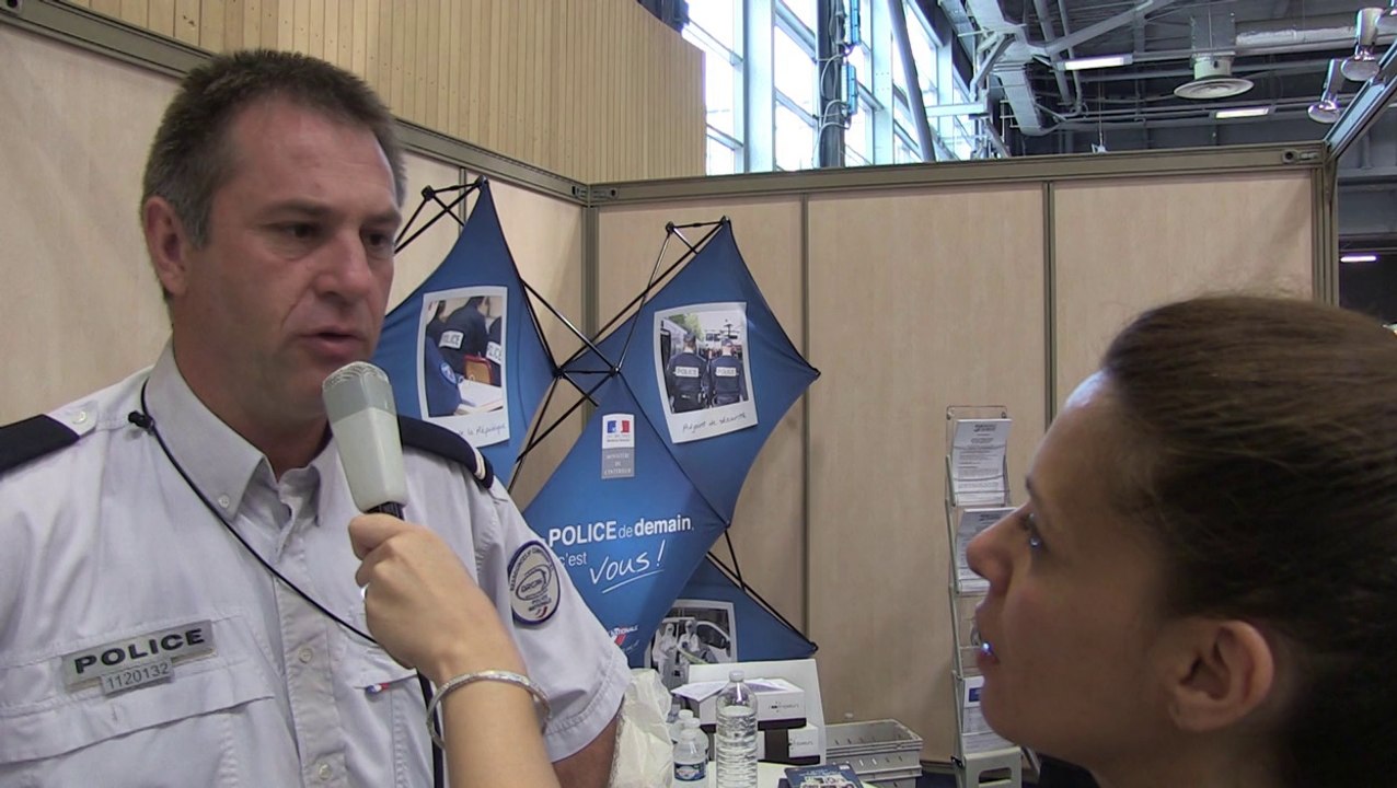 La police nationale recrute, D. Dause