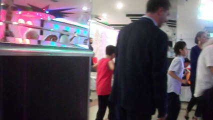 çorumlu  cengiz ve  torunu  eren  oynuyor