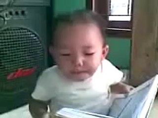 Descargar video: - MASHA ALLAH little kid reciting the holy Quran.