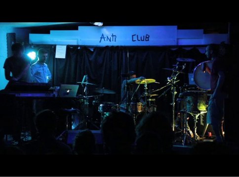 The Barfly Drummers - Live au CIRQUE ELECTRIQUE / Railway...Phosphor!