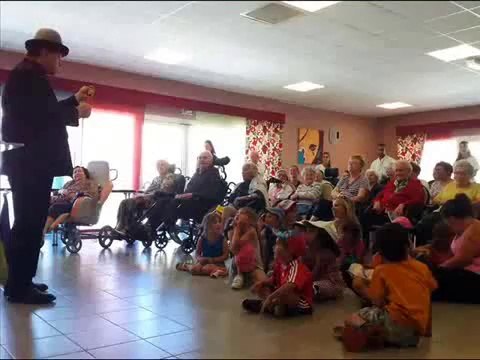 Animation pour personnes âgées - prenez une animation pour personnes âgées