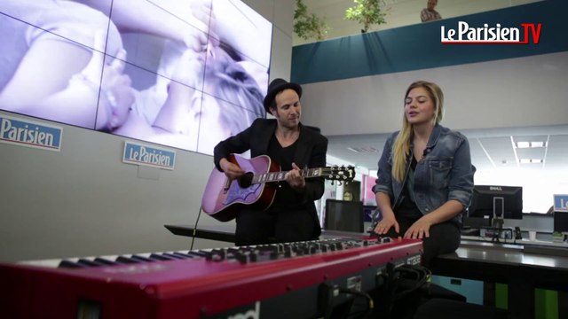 Louane chante «Jour 1» en live au Parisien