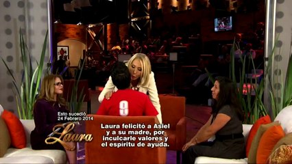 Guadalupe Martínez en "Laura" (2014)