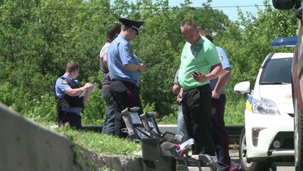 Three Ukrainian policemen shot down in restive Donetsk