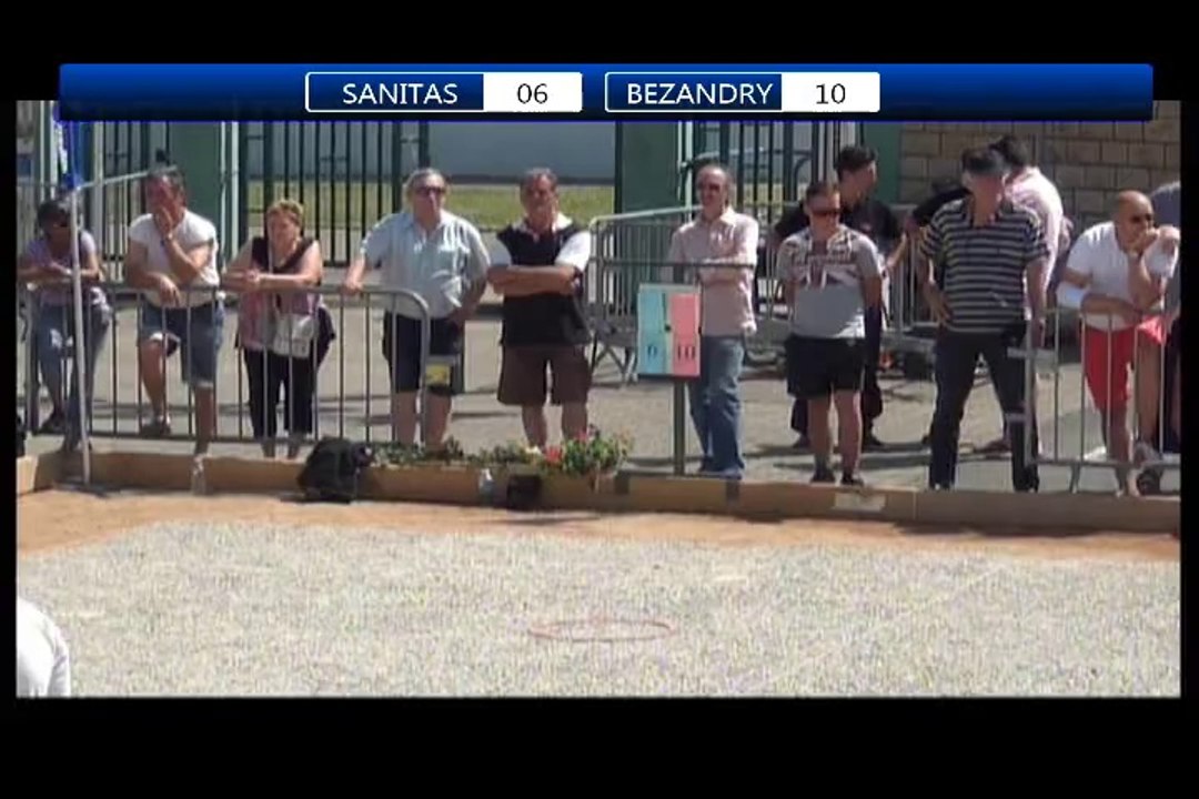 Quart de finale 02 de l'International à pétanque de la ville de Bron - 2014