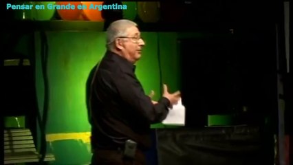 Adrián Paenza - El placer de tener un problema no resuelto en la cabeza - TED x Rio de la Plata(720p_H.264-AAC)