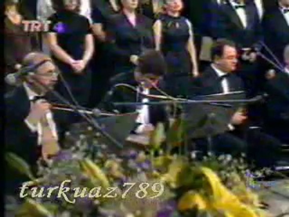 Turgut ÖZÜFLER (Kanun)-Rast Taksim