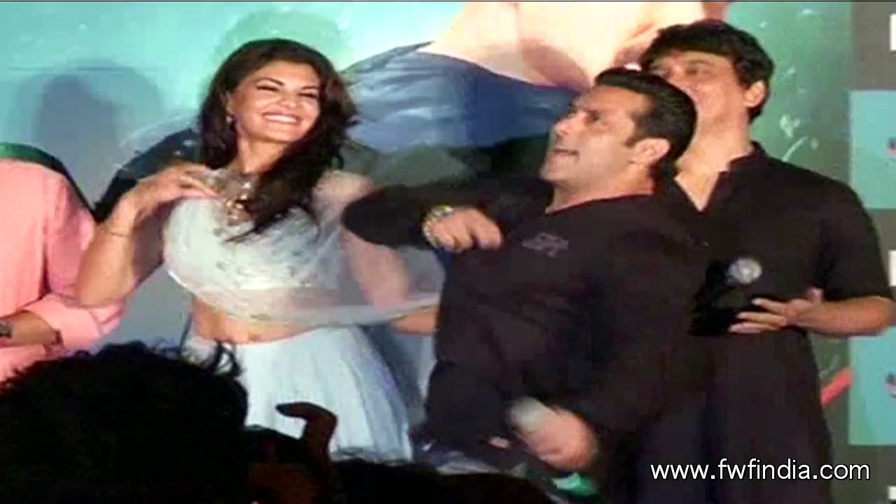 (Interviews_15sec.mp3)Kick Trailer Launch By Salman Khan, Jacqueline Fernandez, Randeep Hooda and Nawazuddin Siddiqui,. Directed & Produced by Sajid Nadiadwala. 8