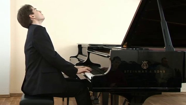 Haydn - Sonata no.59 E-flat, Debussy - Pagodes, Rachmaninov - Prelude op.23 no2