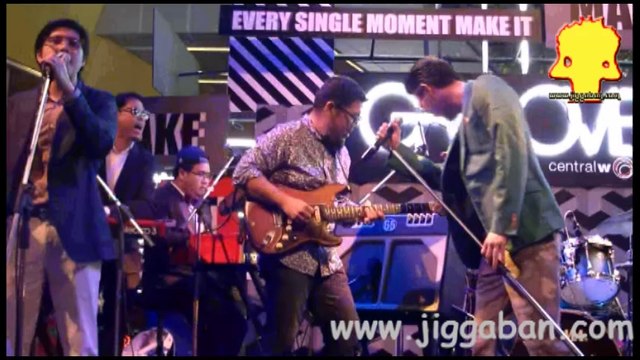 Groove Riders - Groove @ Centralworld