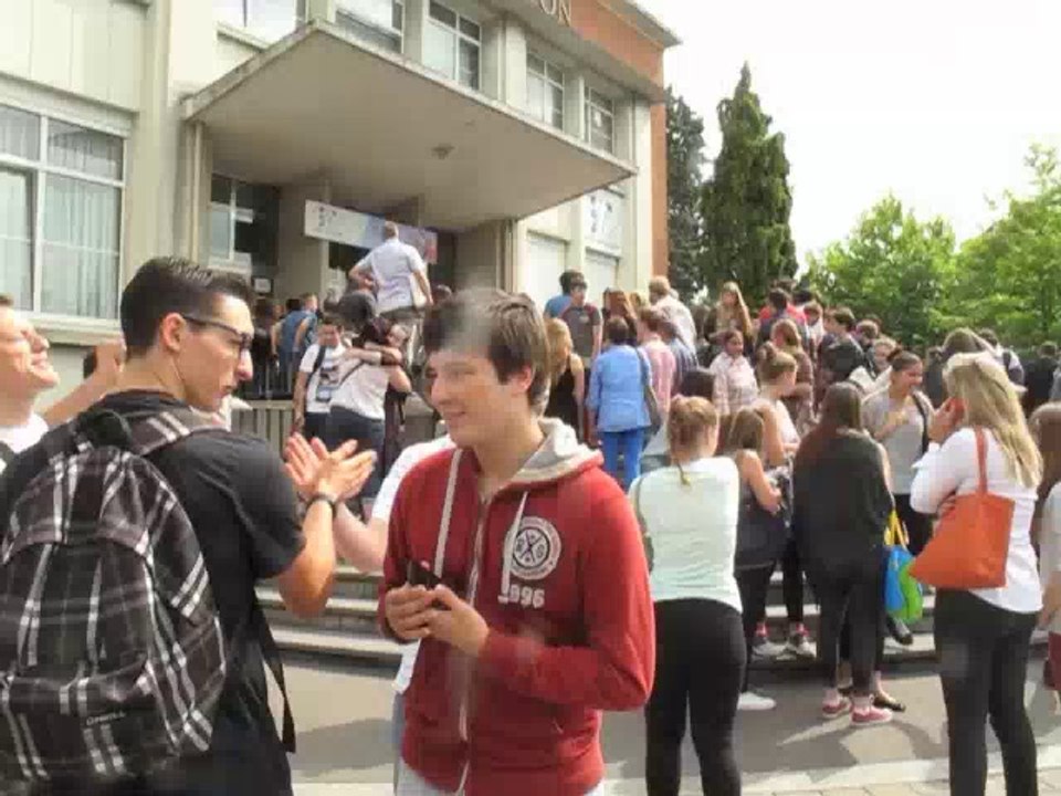Valenciennes : la joie des nouveaux bacheliers du lycée Wallon