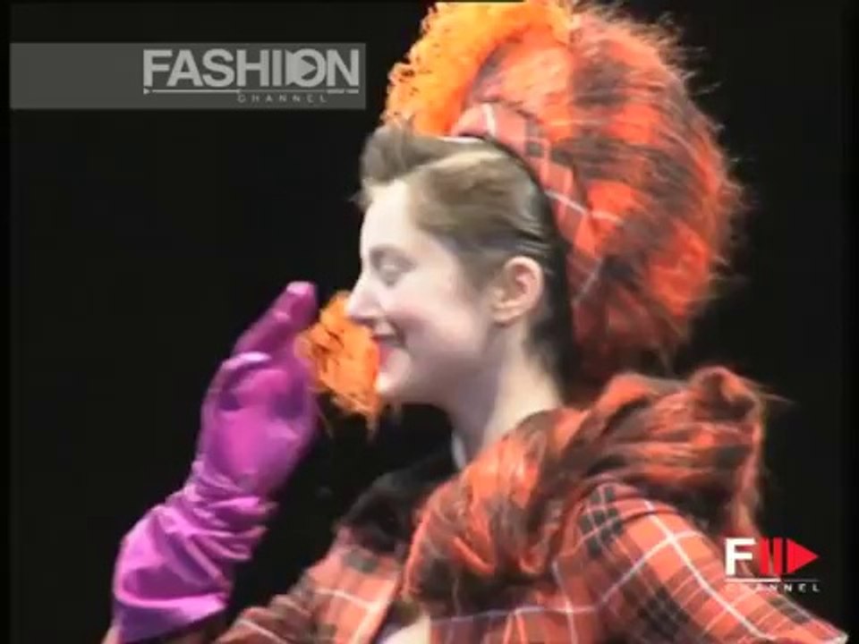 "FIVE CENTURIES AGO" Vivienne Westwood Autumn W...