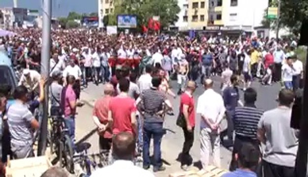 REAKCII ZA PROTESTITE 05 07