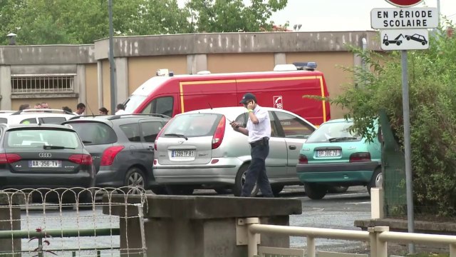 Une institutrice poignardée à mort devant ses élèves à Albi