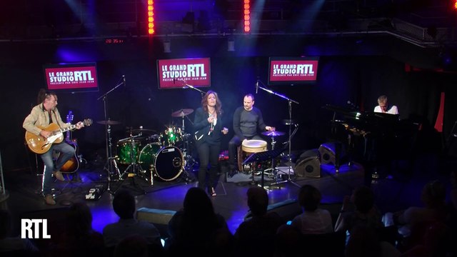 Isabelle Boulay - Le petit garçon en Live dans le Grand Studio RTL - Extrait de l'album merci Serge Reggiani