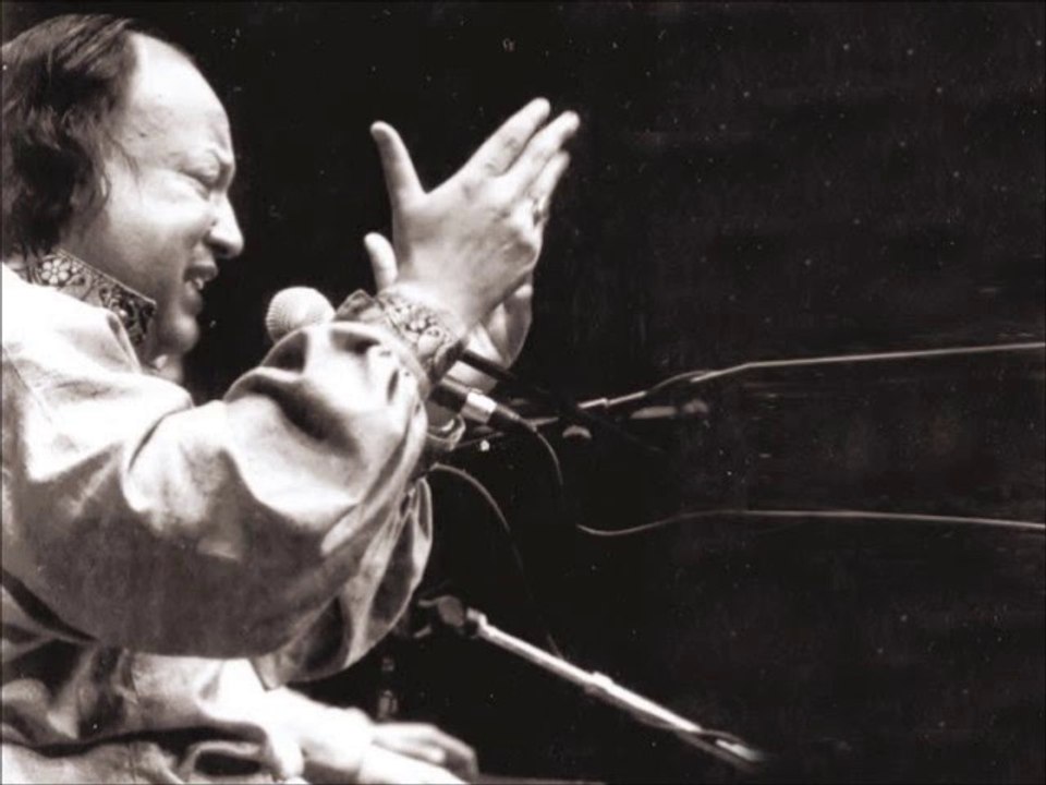 NUSRAT FATEH ALI KHAN - Mubarak Tumhaye Hum Kahenge