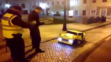 Real life Transformer..... Amazing.