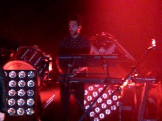 OneRepublic - Light It Up