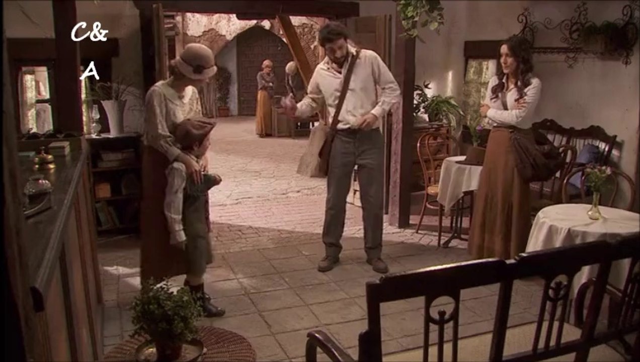 Momentos C&A: Aurora se siente fuera de lugar con Conrado, Alicia y David