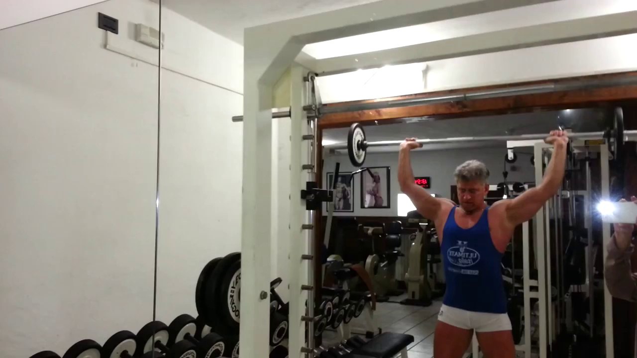 Lento Dietro in Piedi per le Spalle di Roberto Eusebio