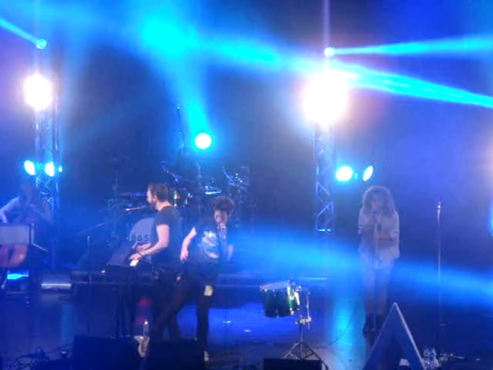 Bastille - No Scrubs