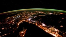 Découvrir notre terre depuis l'espace : time lapse magique!