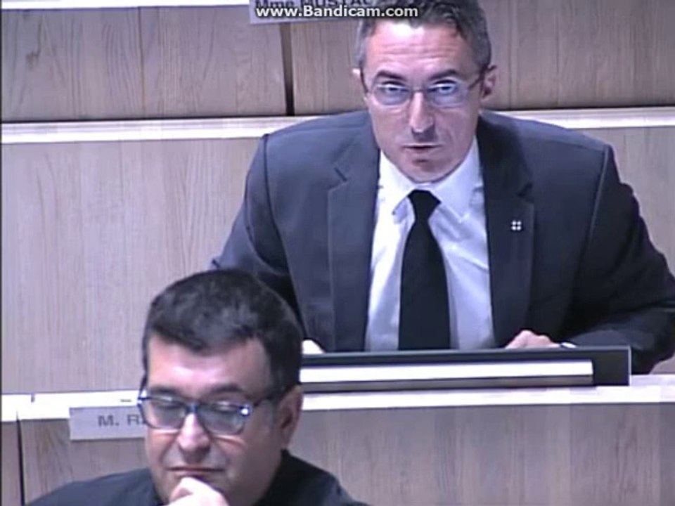 ravier-zéribi-ne-recycle-pas-son-propre-papier