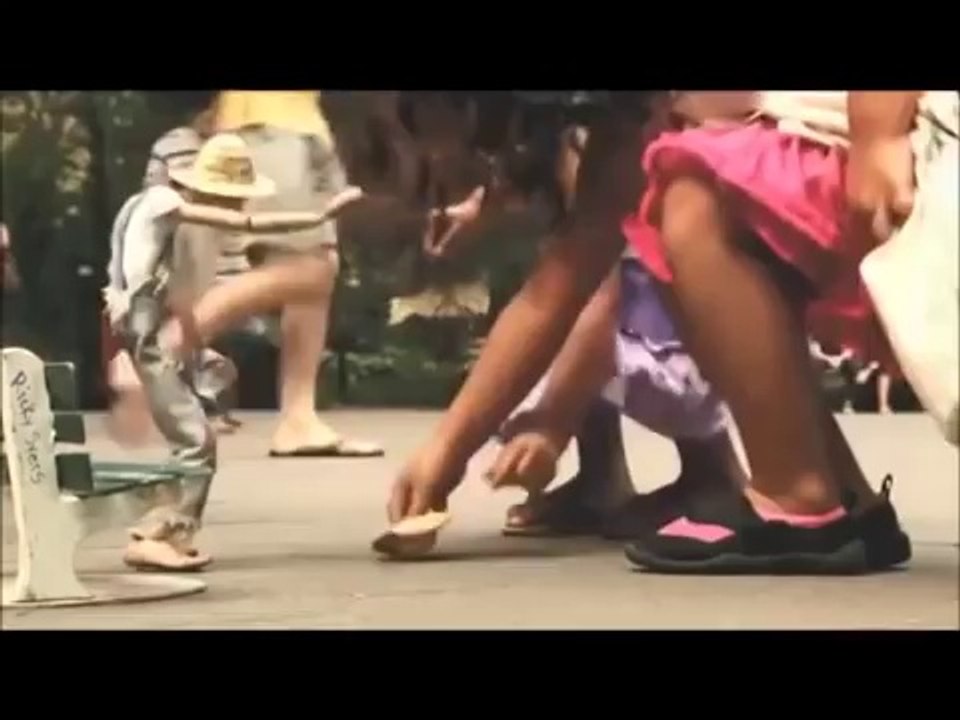 অভিনব পুতুল নাচ!
