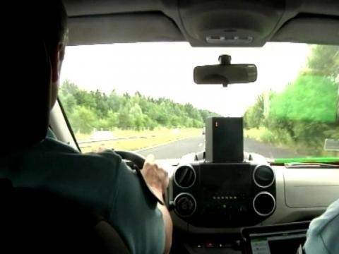 Les radars mobiles, l'arme secrète des gendarmes contre les excès de vitesse.