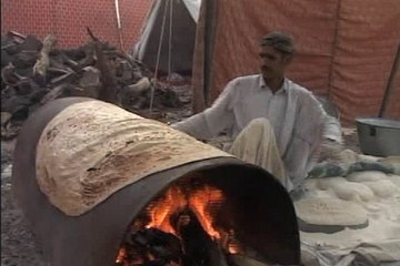 Dunya News - The veil-like Chapattis of Bannu