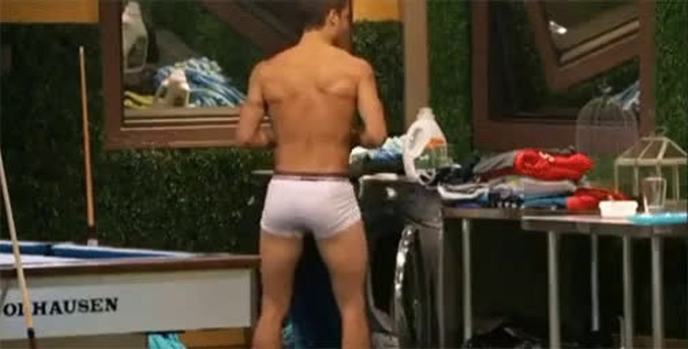Cody Twerking