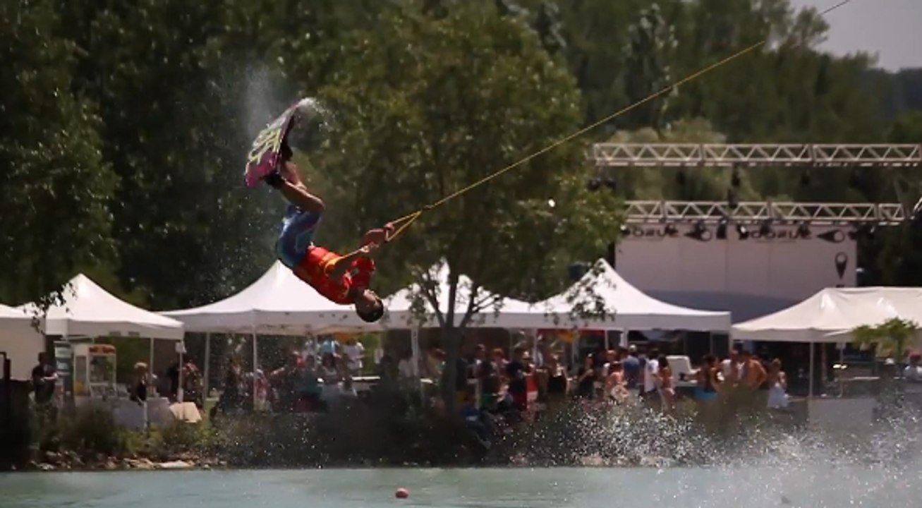 Sooruz Wake N Country