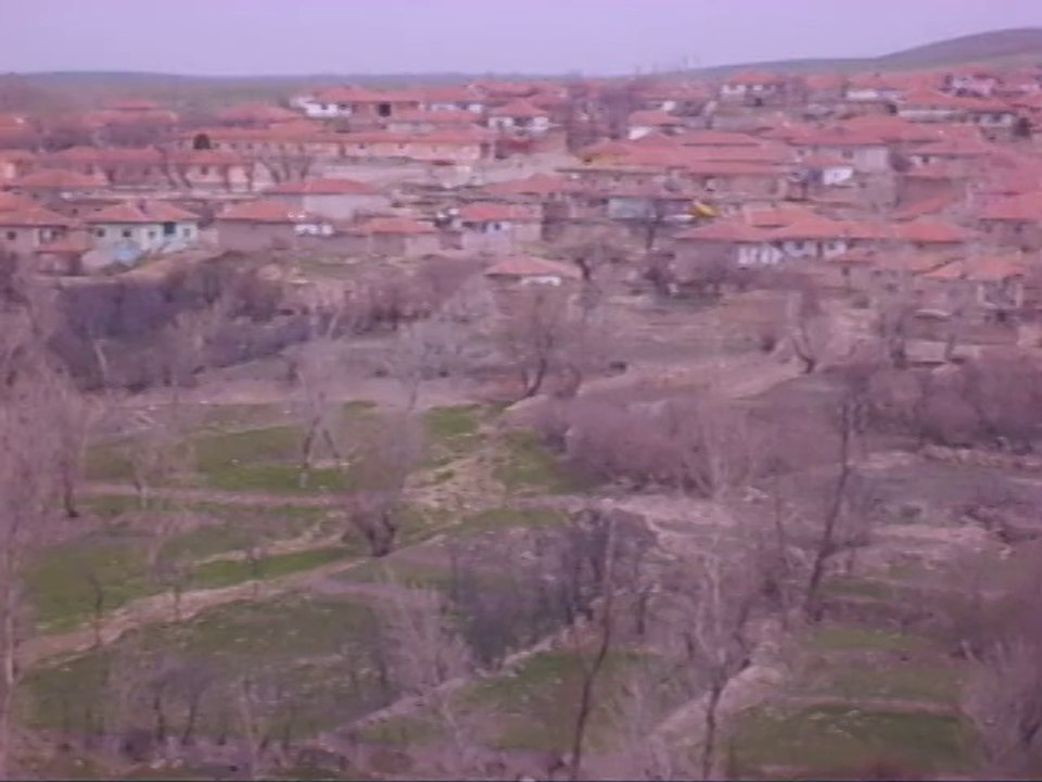 SİVRİ TEPEDEN KÖY