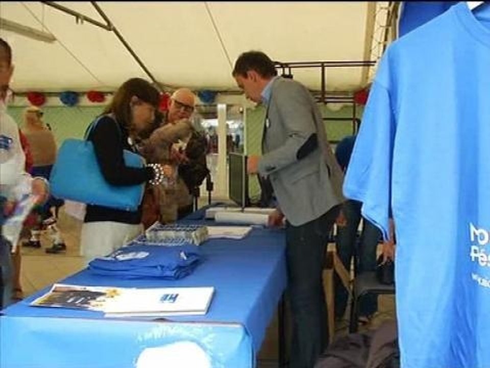 UMP: à la Fête de la Violette, les militants unis derrière Sarkozy - 05/07