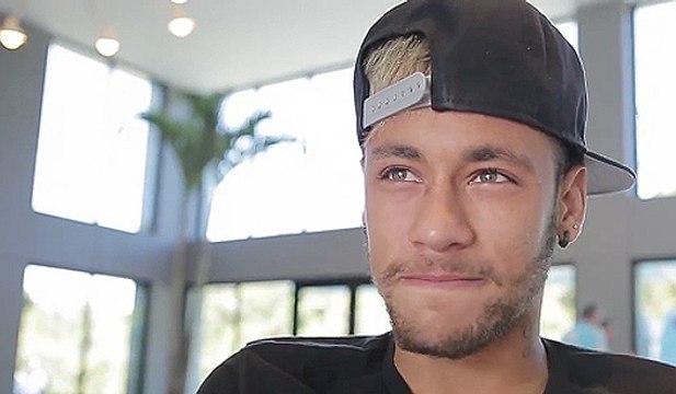 Força, Neymar! Internautas enviam mensagem para o craque