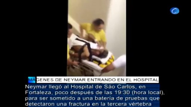 Imágenes de Neymar llegando al Hospital de São Carlos entre terribles sufrimientos