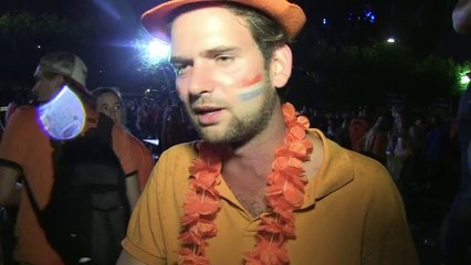 Hinchas holandeses en júbilo por clasificación