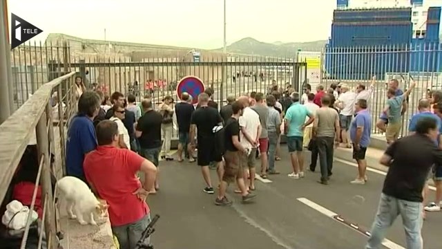 Grève reconduite à la SNCM