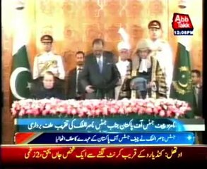 Justice Nasir-ul-Mulk takes oath as new CJP