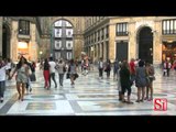Napoli - Crolla cornicione della Galleria Umberto, grave un passante -1- (05.07.14)