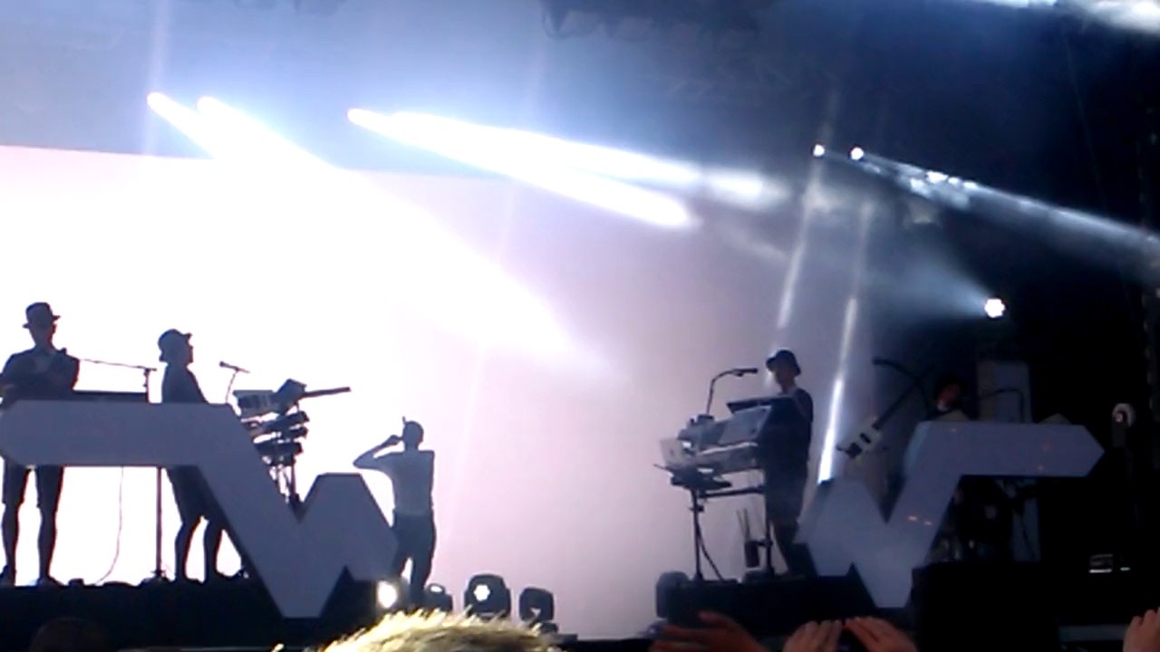 03/07/2014 Stromae @ Beauregard: Quand C'est