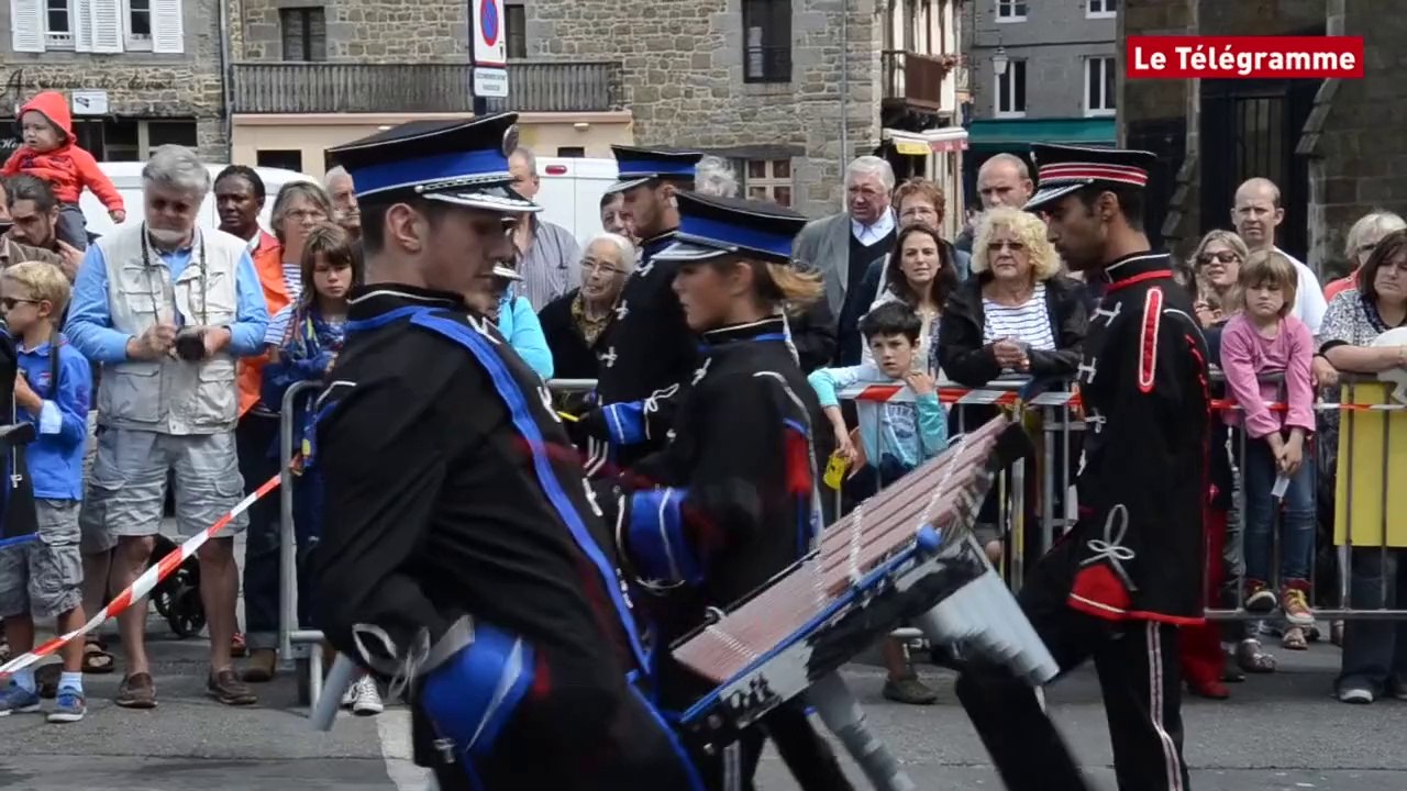 Saint-Brieuc. Derniers roulements de tambour en ville