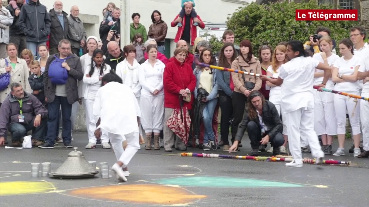 Guipavas (29). Une explosion de couleurs sur le public